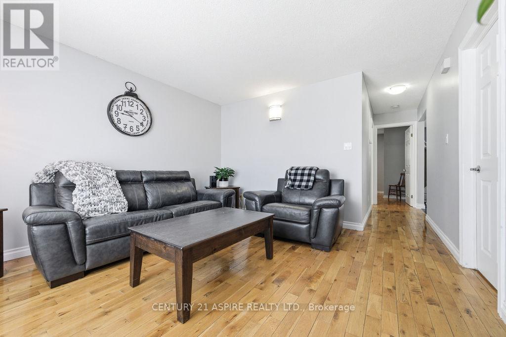 45 Brumm Road, Petawawa, Ontario  K8A 7G6 - Photo 10 - X12938874