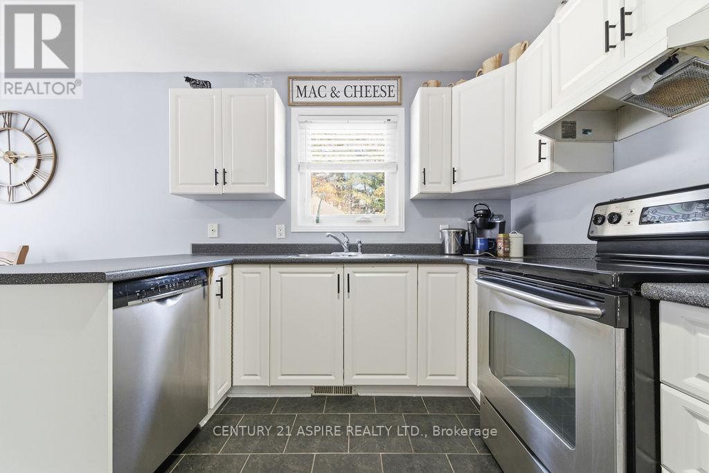 45 Brumm Road, Petawawa, Ontario  K8A 7G6 - Photo 19 - X12938874