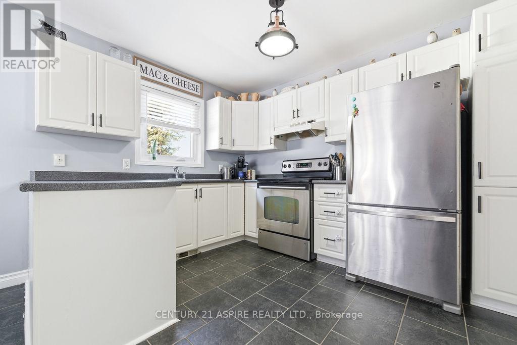 45 Brumm Road, Petawawa, Ontario  K8A 7G6 - Photo 20 - X12938874