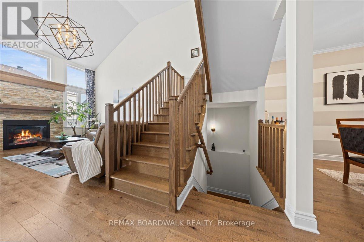 330 Bobolink Ridge, Ottawa, Ontario  K2V 0B7 - Photo 10 - X12938784