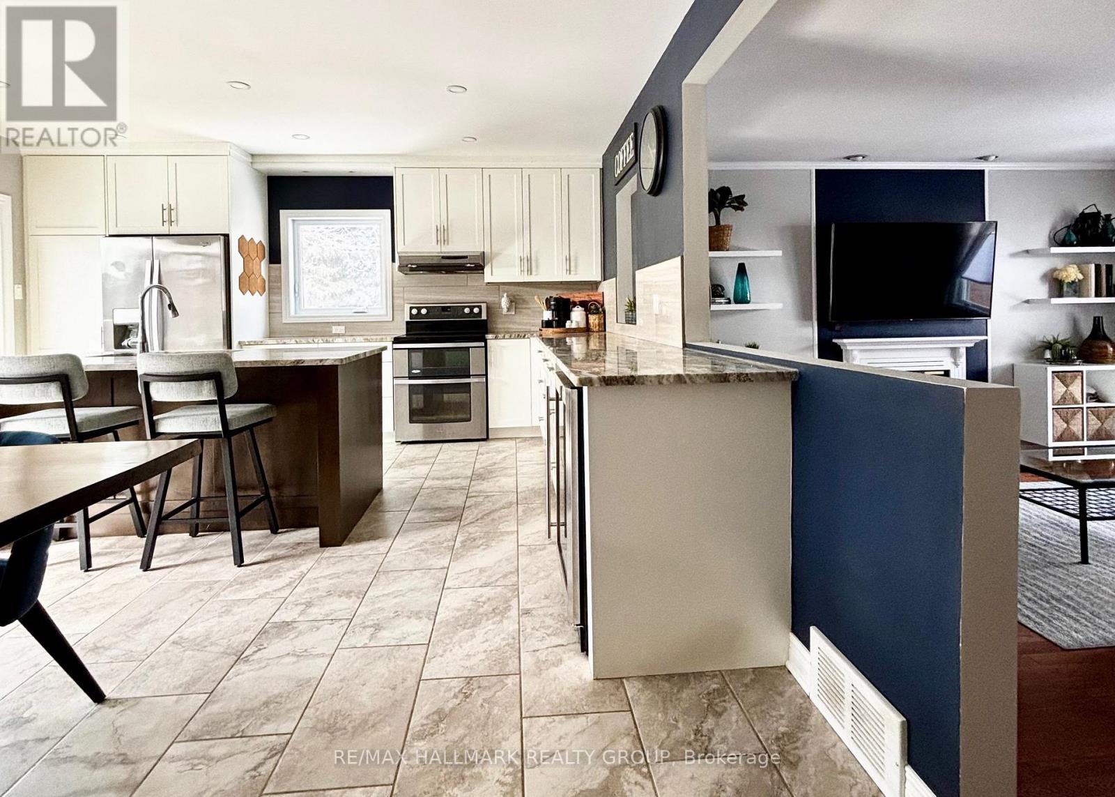 2168 Boyer Road, Ottawa, Ontario  K1C 1R4 - Photo 5 - X12938864