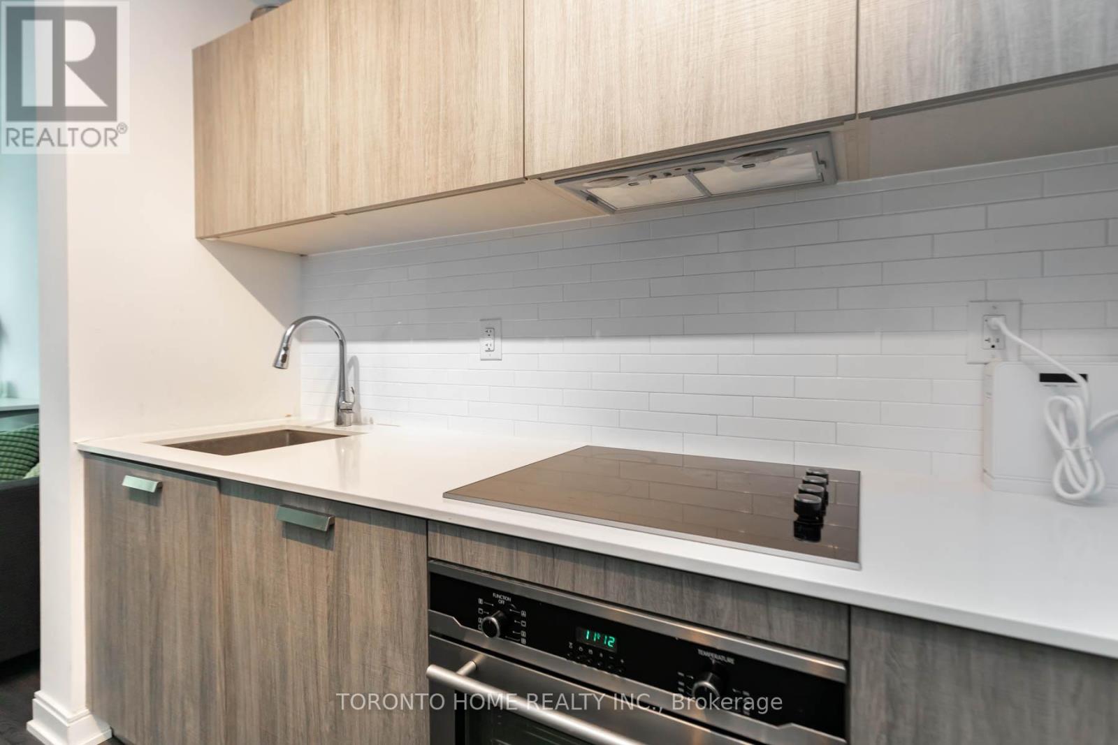 1108 - 50 Charles Street E, Toronto, Ontario  M4Y 0C3 - Photo 13 - C12938816