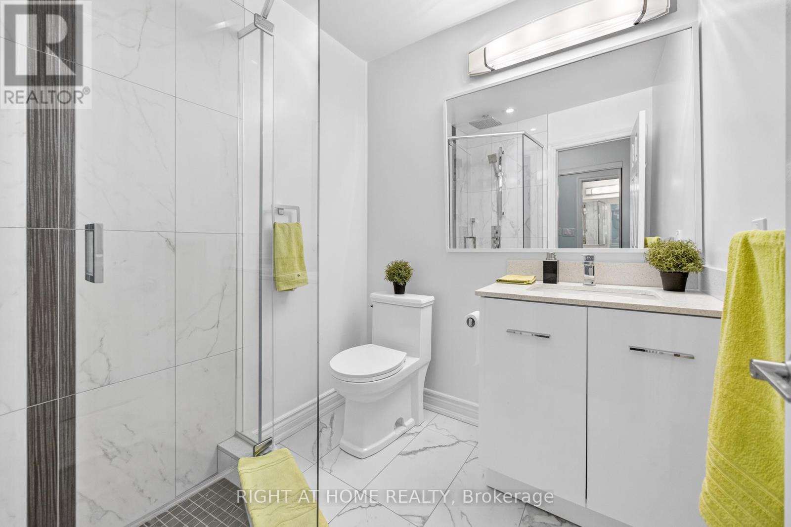 254 David Dunlap Circle, Toronto, Ontario  M3C 4C1 - Photo 18 - C12938900