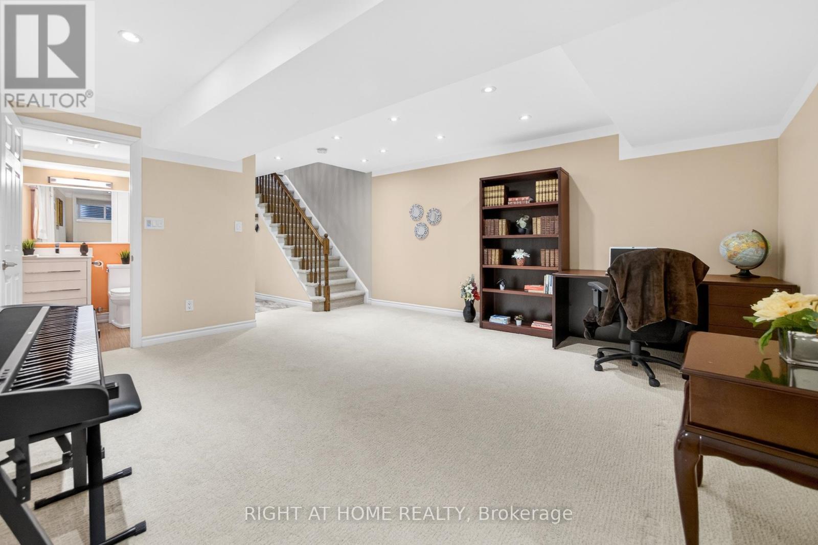 254 David Dunlap Circle, Toronto, Ontario  M3C 4C1 - Photo 22 - C12938900