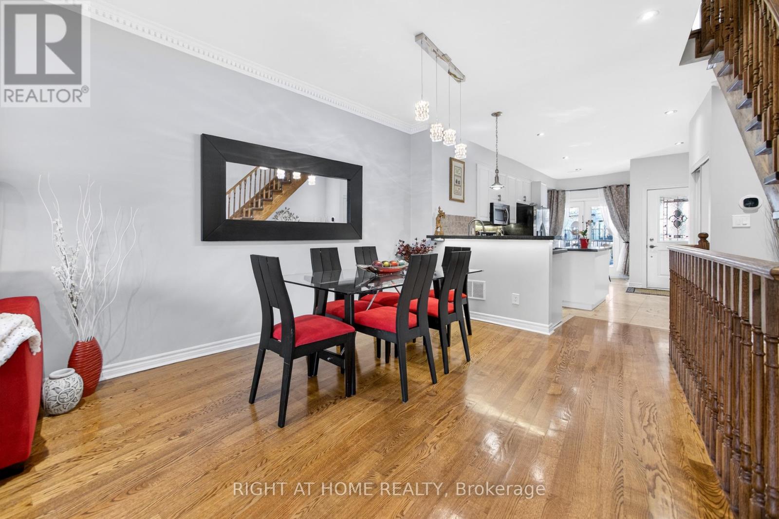 254 David Dunlap Circle, Toronto, Ontario  M3C 4C1 - Photo 9 - C12938900