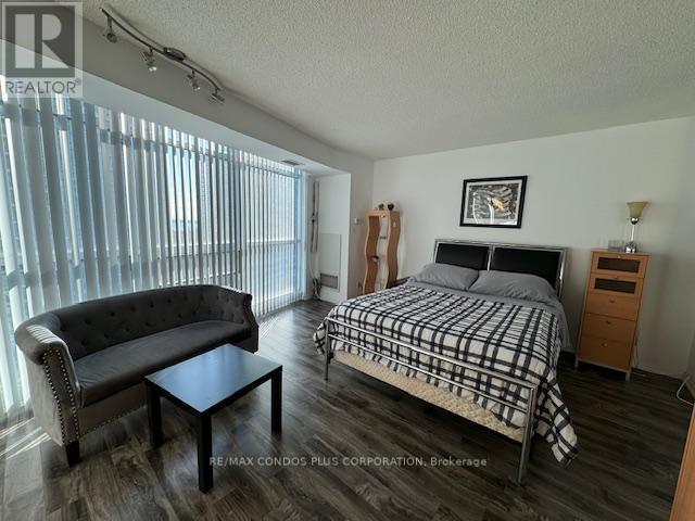 1012 - 18 Yonge Street, Toronto, Ontario  M5E 1Z8 - Photo 3 - C12938916