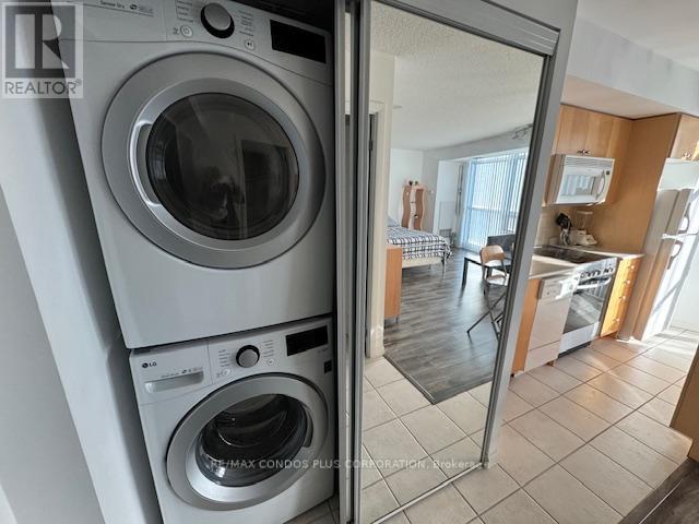 1012 - 18 Yonge Street, Toronto, Ontario  M5E 1Z8 - Photo 6 - C12938916