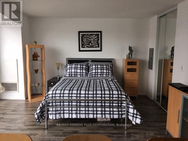 1012 - 18 Yonge Street, Toronto, Ontario  M5E 1Z8 - Photo 7 - C12938916