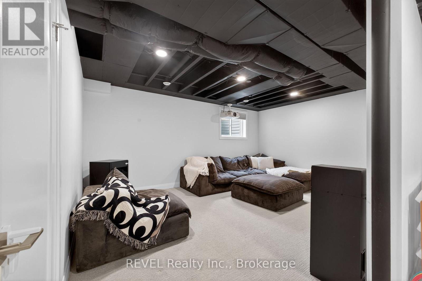 17 Arsenault Crescent, Pelham, Ontario  L0S 1E1 - Photo 35 - X12938802