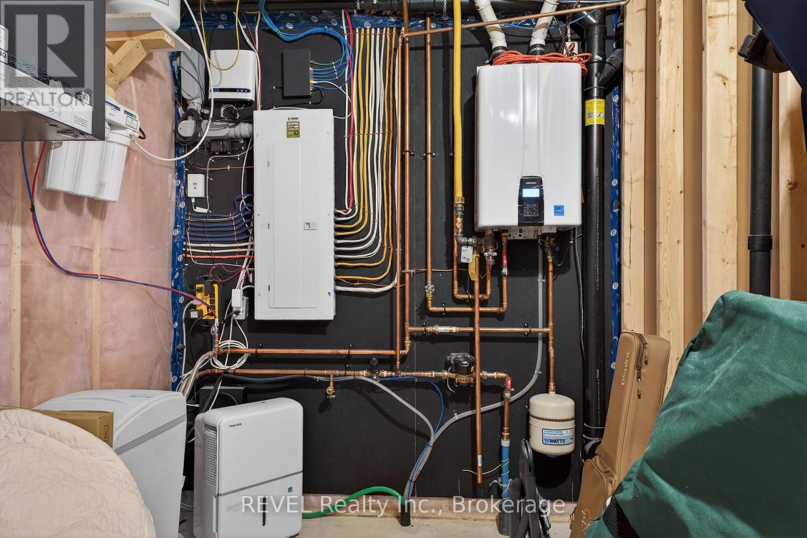 17 Arsenault Crescent, Pelham, Ontario  L0S 1E1 - Photo 38 - X12938802