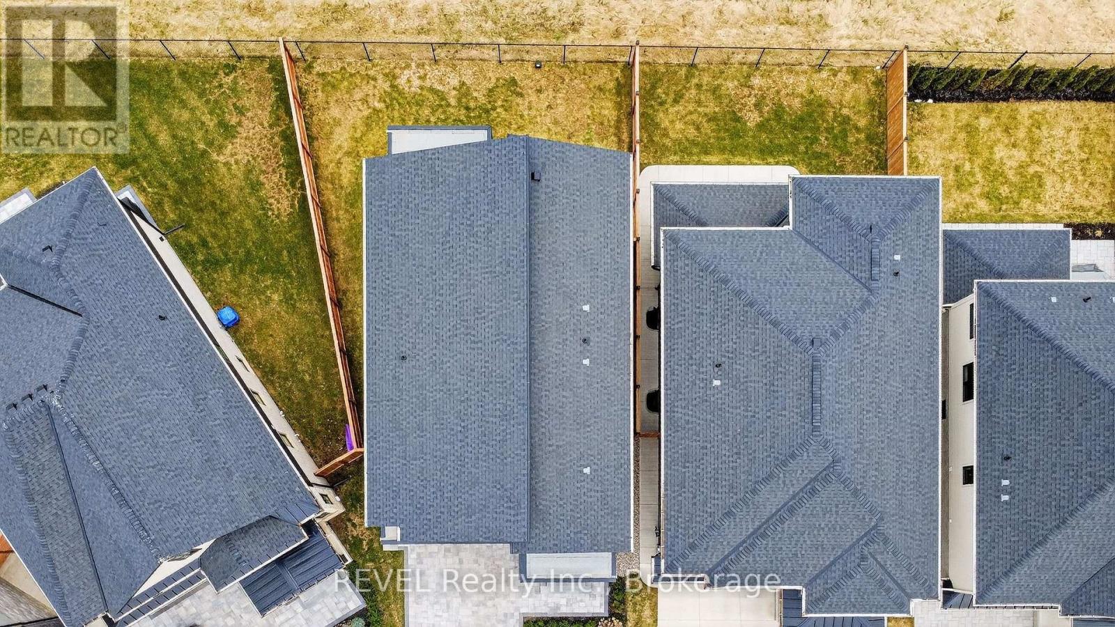 17 Arsenault Crescent, Pelham, Ontario  L0S 1E1 - Photo 4 - X12938802