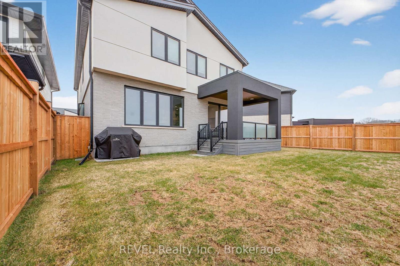 17 Arsenault Crescent, Pelham, Ontario  L0S 1E1 - Photo 42 - X12938802