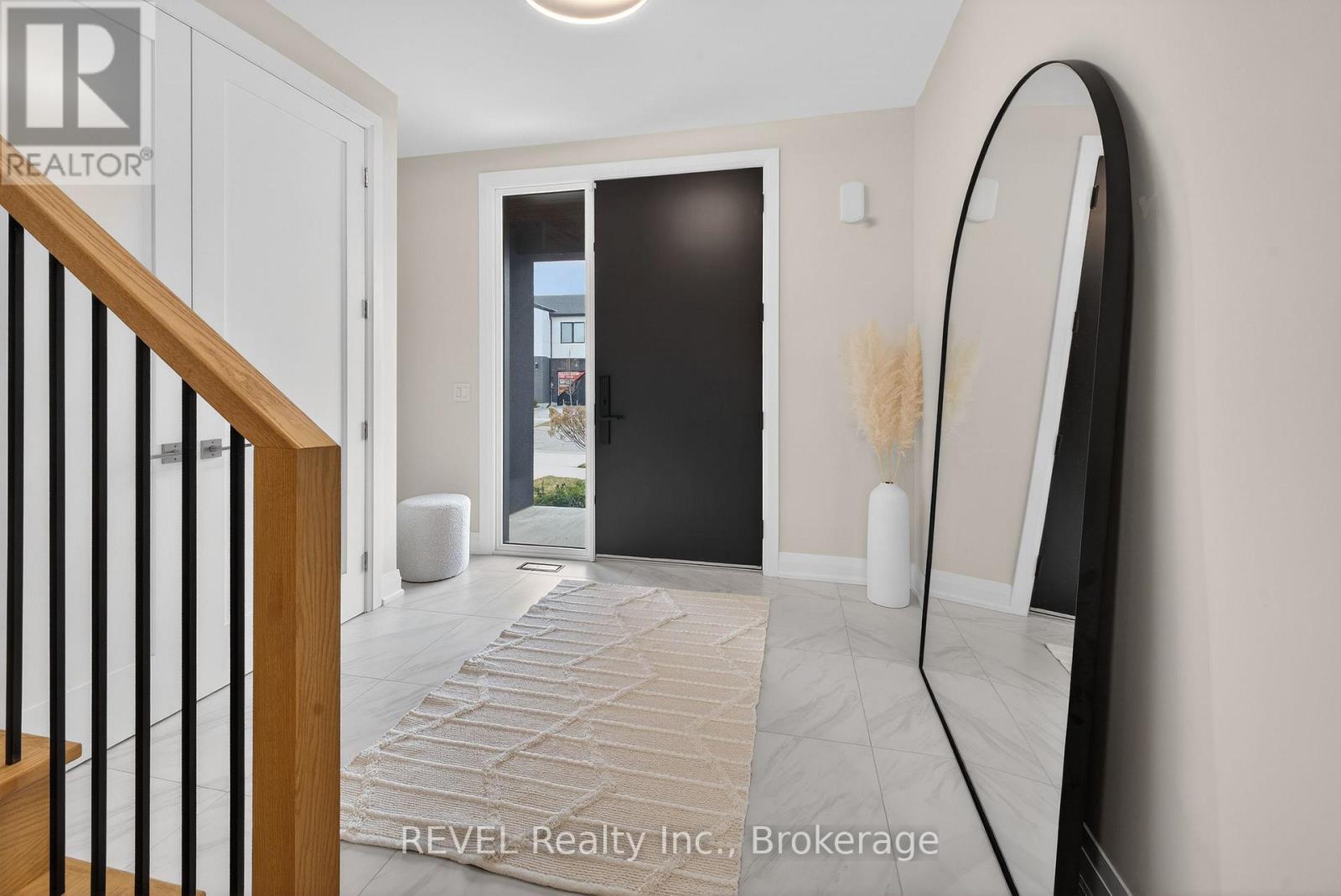 17 Arsenault Crescent, Pelham, Ontario  L0S 1E1 - Photo 7 - X12938802