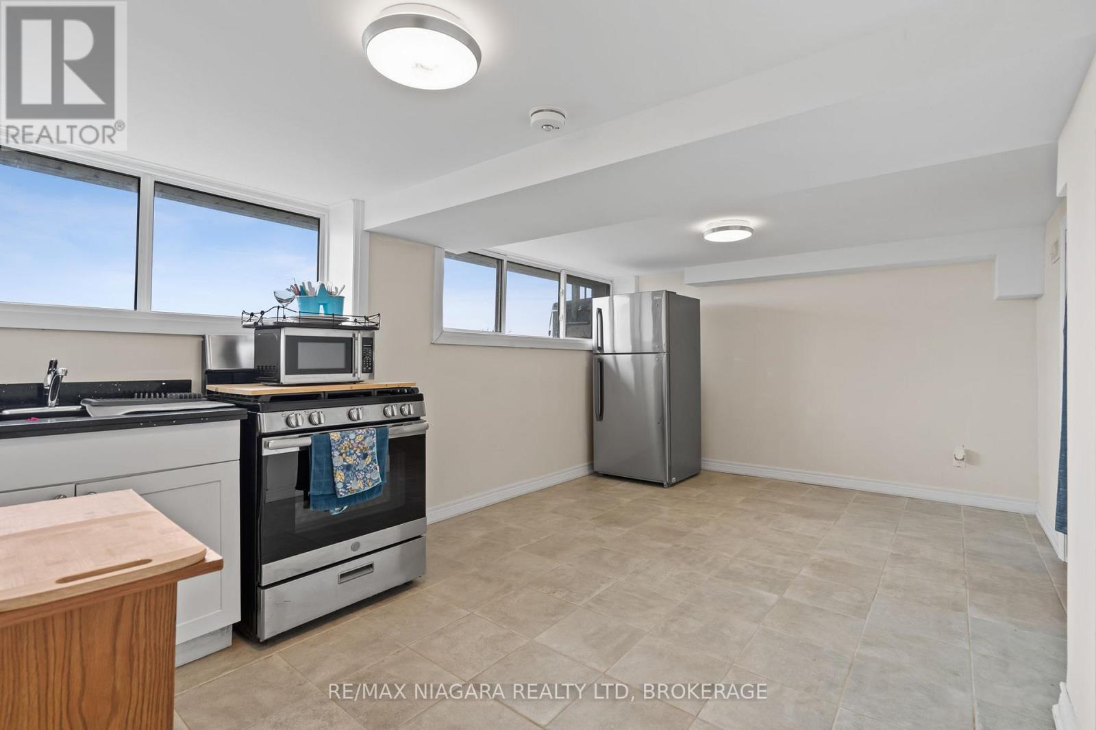 2952 North Shore (Regional Rd 3) Drive E, Haldimand, Ontario  N0A 1K0 - Photo 32 - X12938926