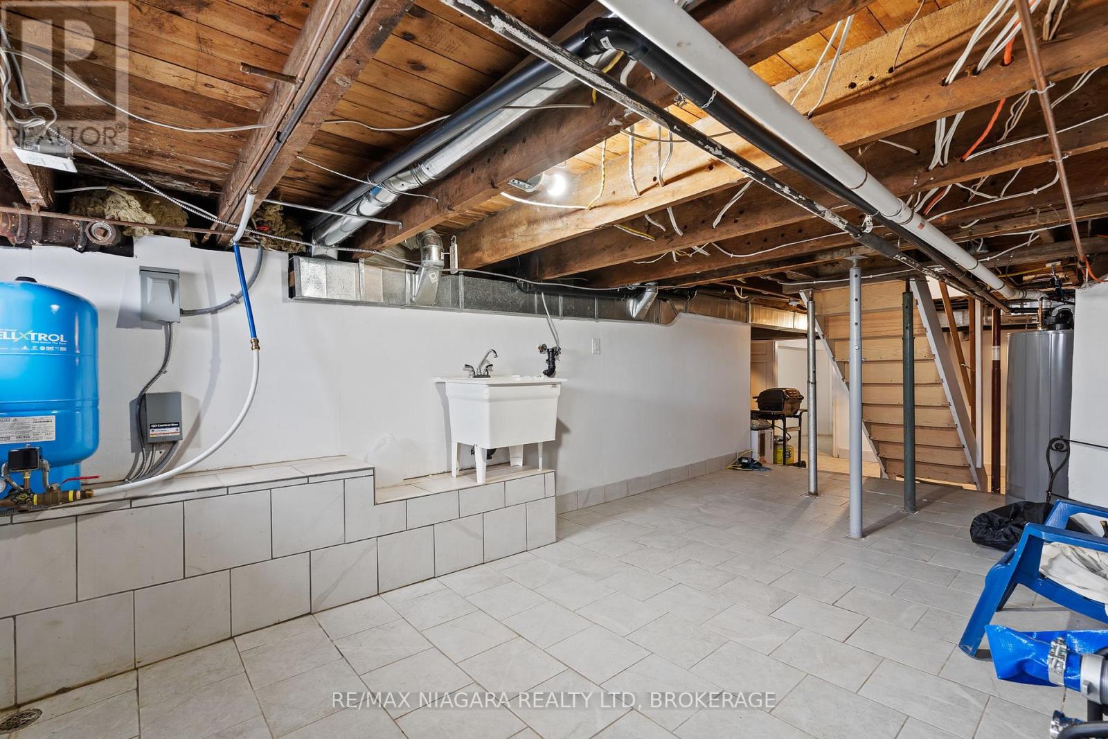 2952 North Shore (Regional Rd 3) Drive E, Haldimand, Ontario  N0A 1K0 - Photo 38 - X12938926