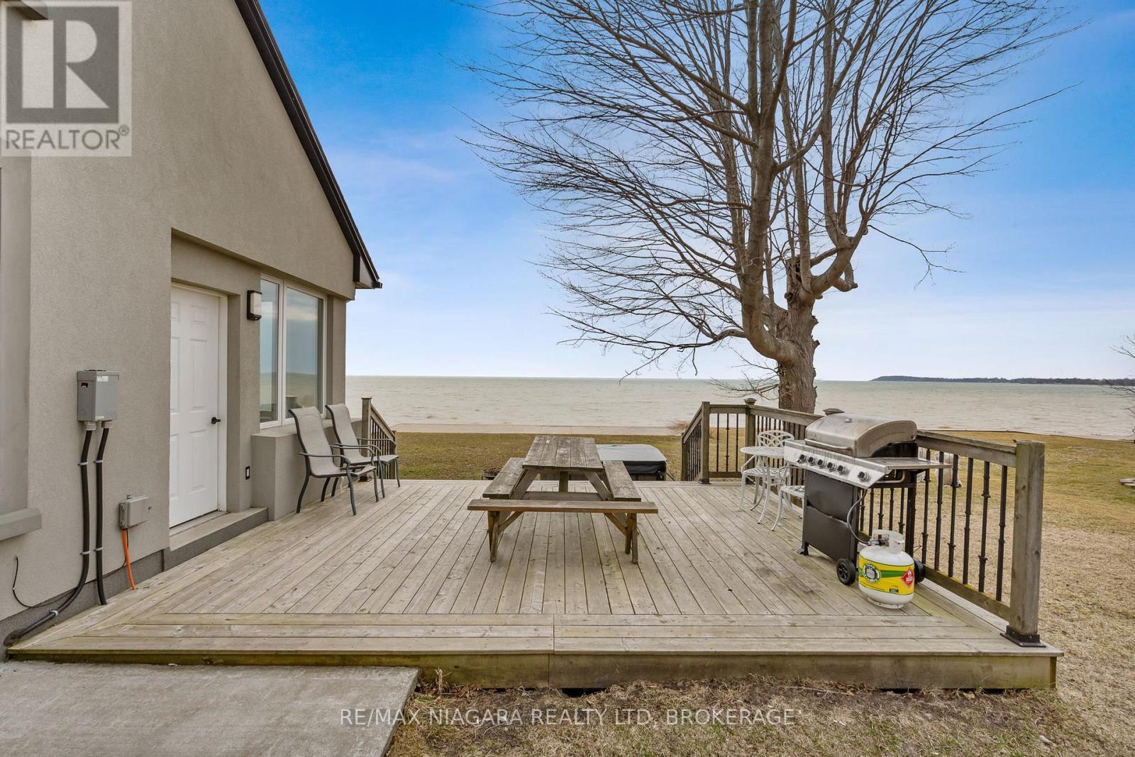 2952 North Shore (Regional Rd 3) Drive E, Haldimand, Ontario  N0A 1K0 - Photo 39 - X12938926