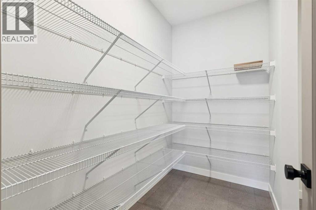 640 Shawnee Terrace SW, Calgary, Alberta  T2Y 0X5 - Photo 33 - A2296272