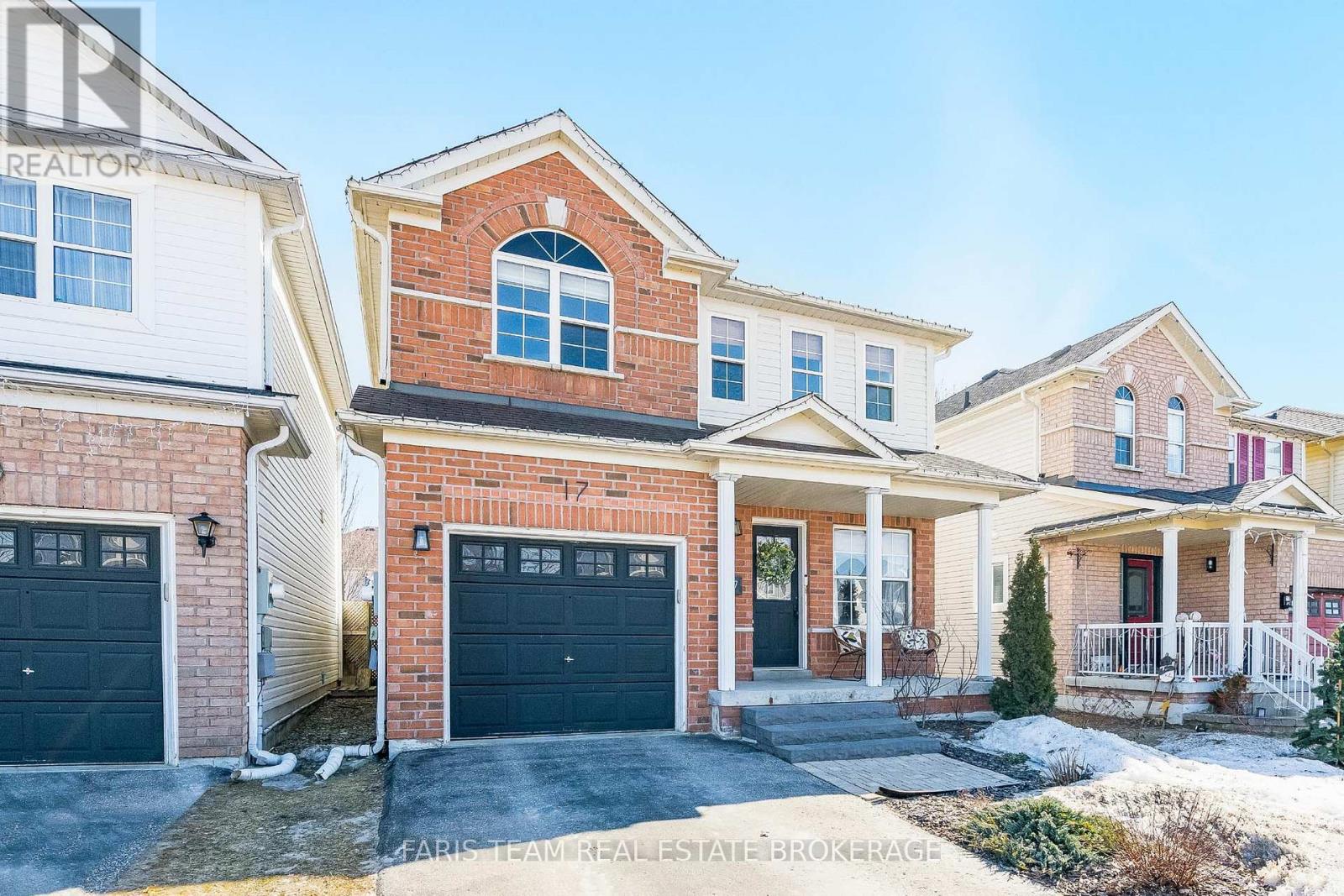 17 Truax Crescent, Essa, Ontario  L0M 1B4 - Photo 2 - N12938798