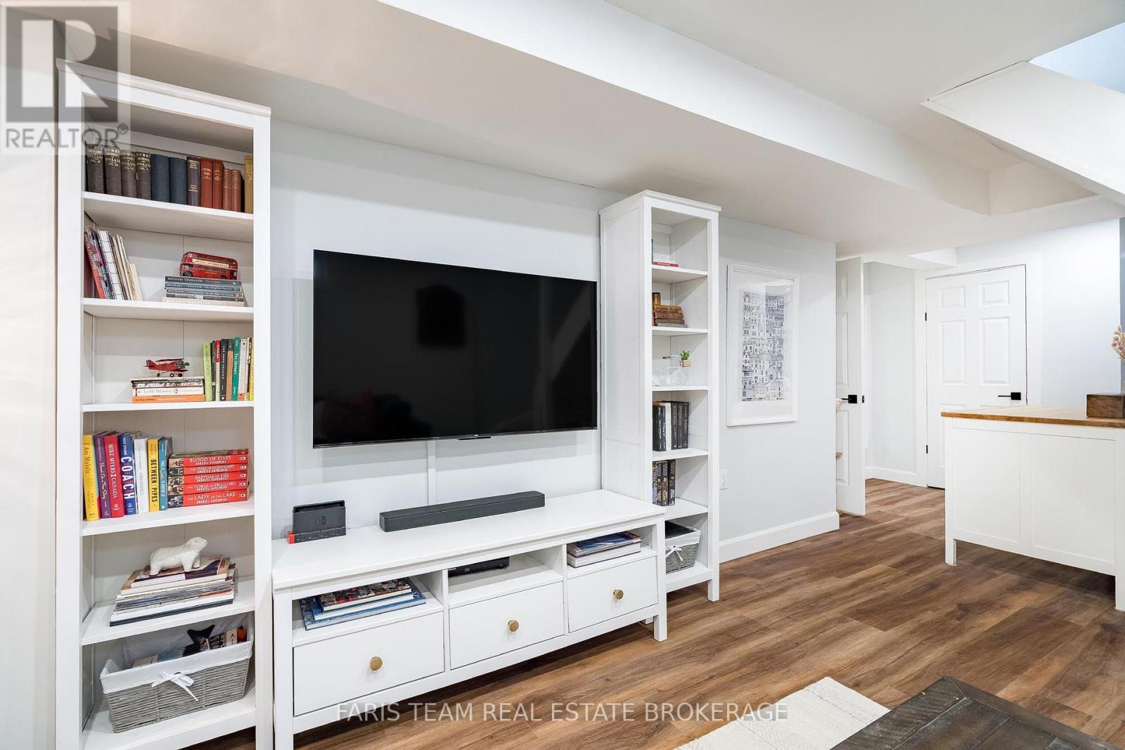 17 Truax Crescent, Essa, Ontario  L0M 1B4 - Photo 28 - N12938798