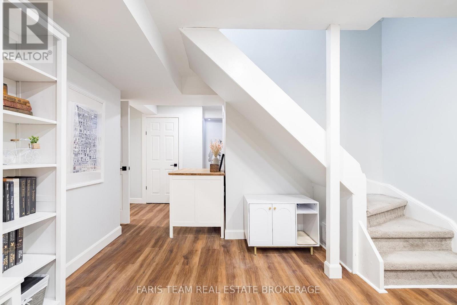 17 Truax Crescent, Essa, Ontario  L0M 1B4 - Photo 30 - N12938798