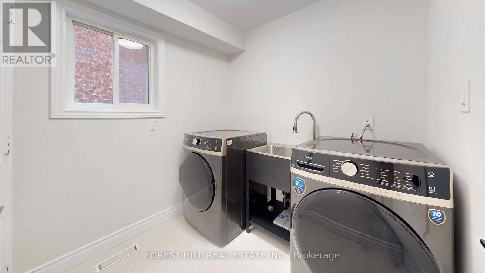 10 Reddenhurst Crescent, Georgina, Ontario  L4P 4G1 - Photo 23 - N12938824