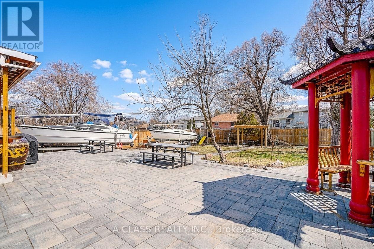 298 Annshiela Drive, Georgina, Ontario  L4P 3A5 - Photo 8 - N12938836