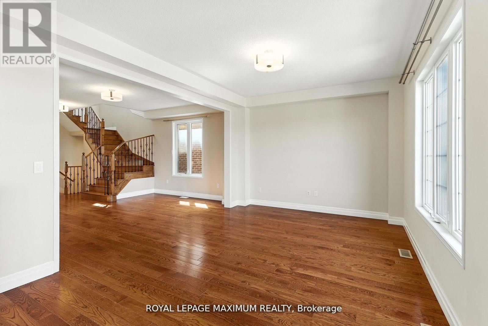 80 Cauthers Crescent, New Tecumseth, Ontario  L9R 0L2 - Photo 11 - N12938842