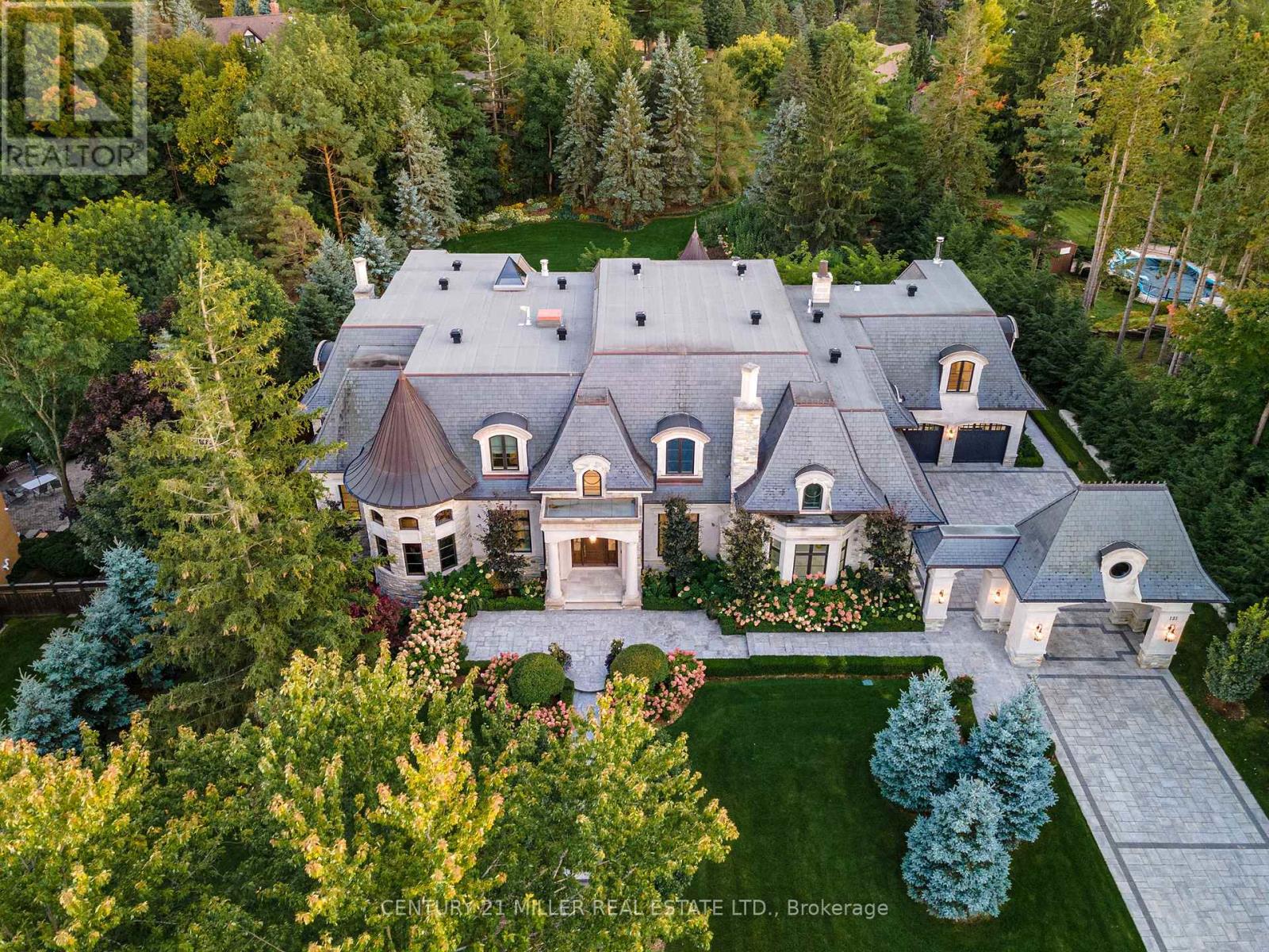 121 Rebecca Court, Vaughan, Ontario  L6A 1G2 - Photo 5 - N12938848