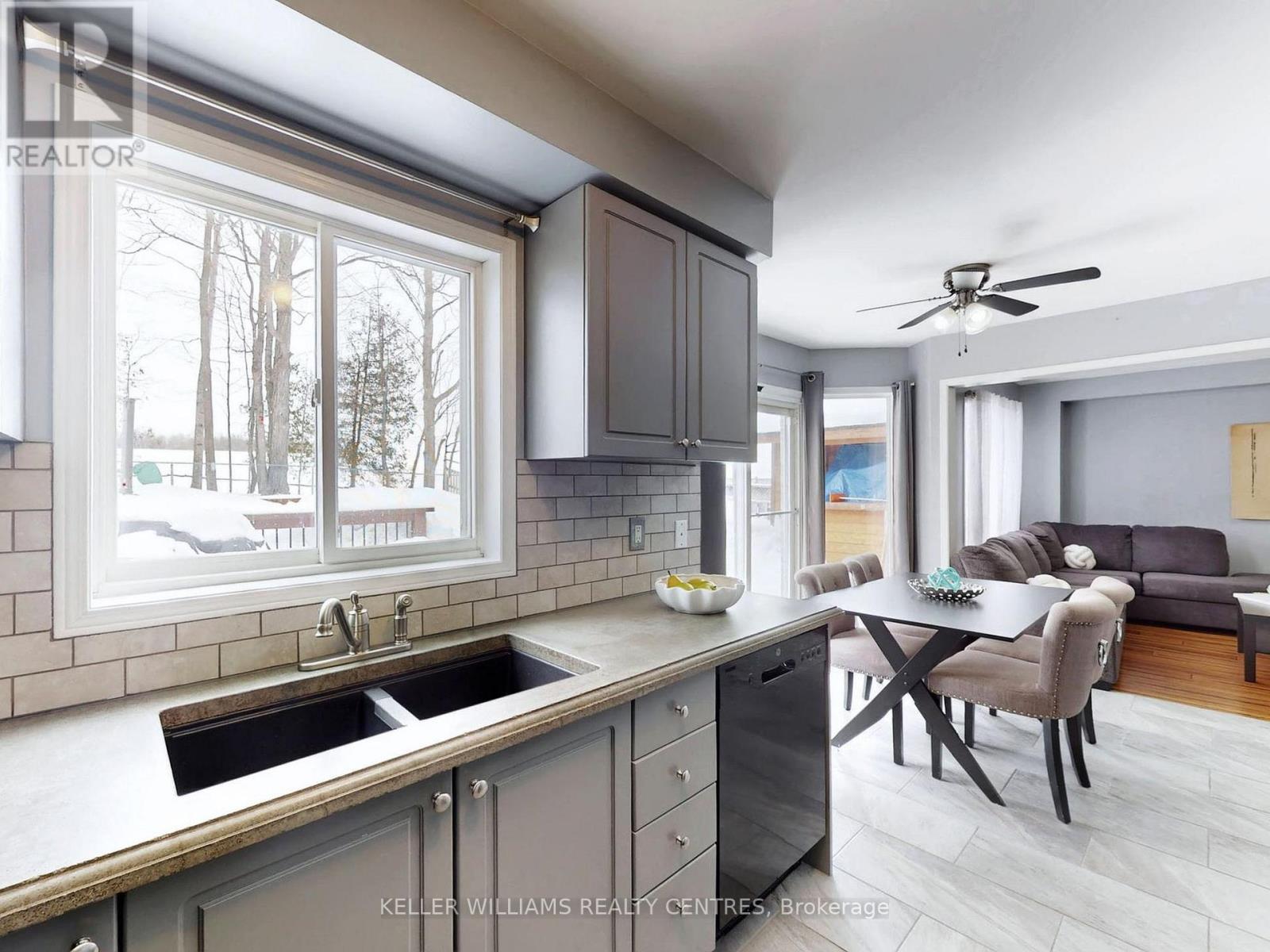 1184 Leslie Drive, Innisfil, Ontario  L9S 2A9 - Photo 7 - N12938904