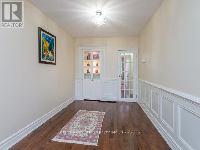 Main Floor - 350 Taylor Mills Drive N, Richmond Hill, Ontario  L4C 2T9 - Photo 9 - N12938940