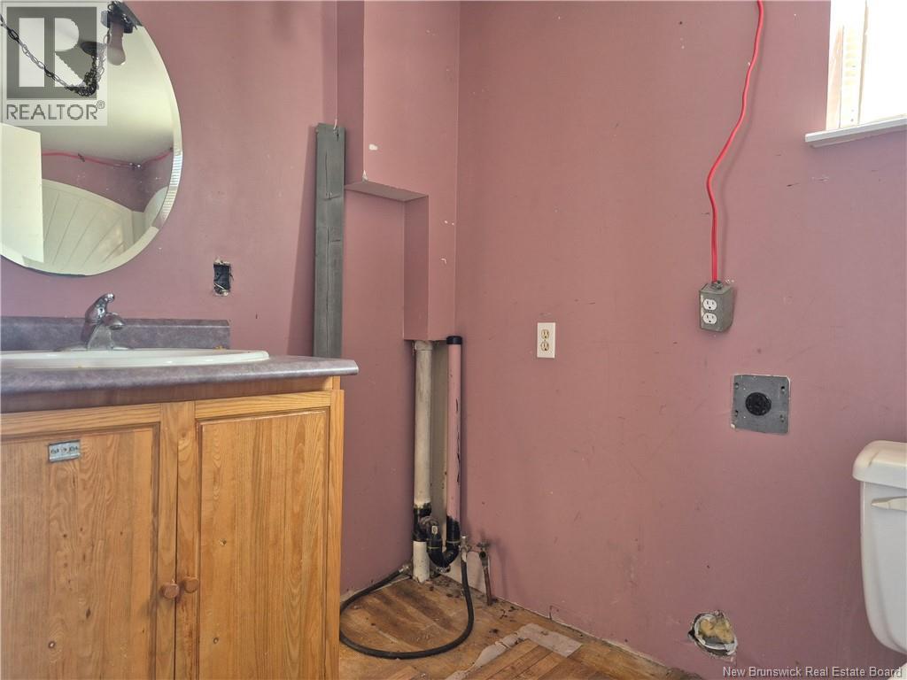 637 Principale, Pointe-Verte, New Brunswick  E8J 2P8 - Photo 14 - NB136131