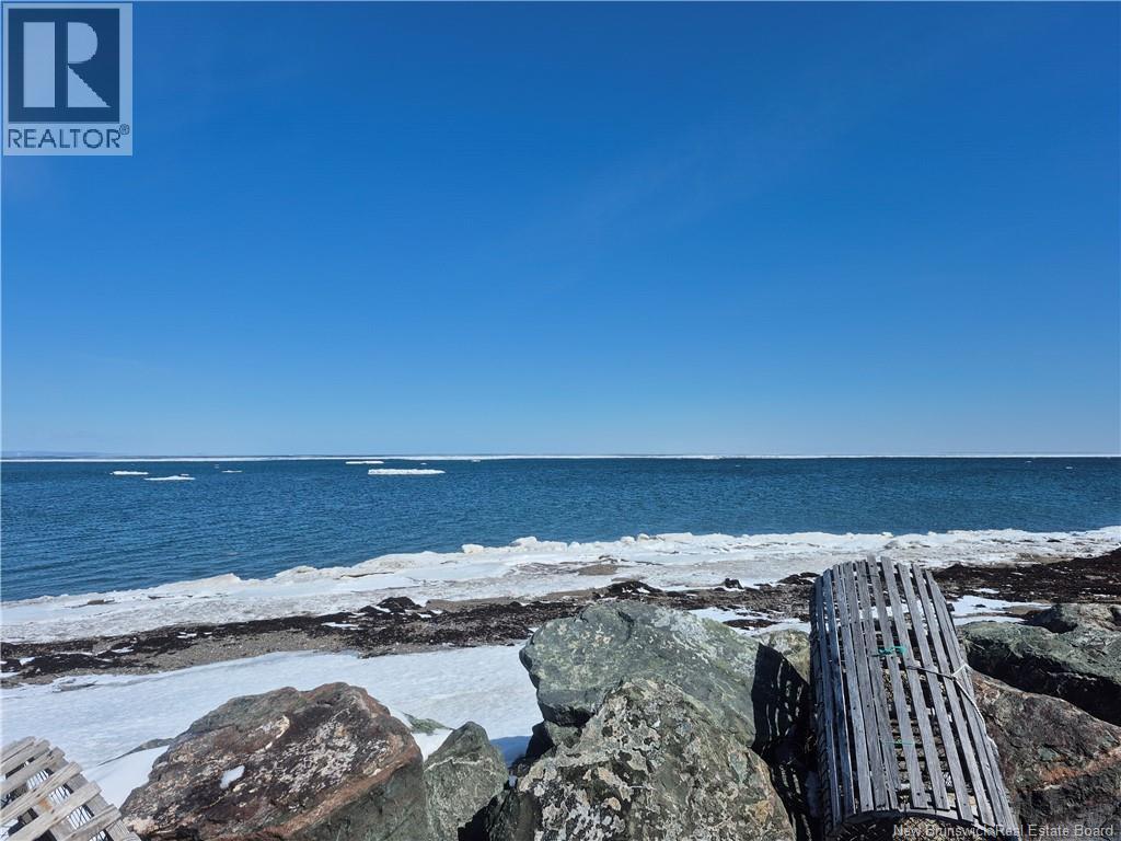 637 Principale, Pointe-Verte, New Brunswick  E8J 2P8 - Photo 6 - NB136131