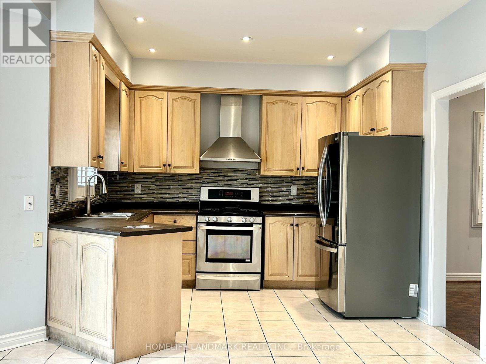 72 Avro Road, Vaughan, Ontario  L6A 1Y3 - Photo 12 - N12751874