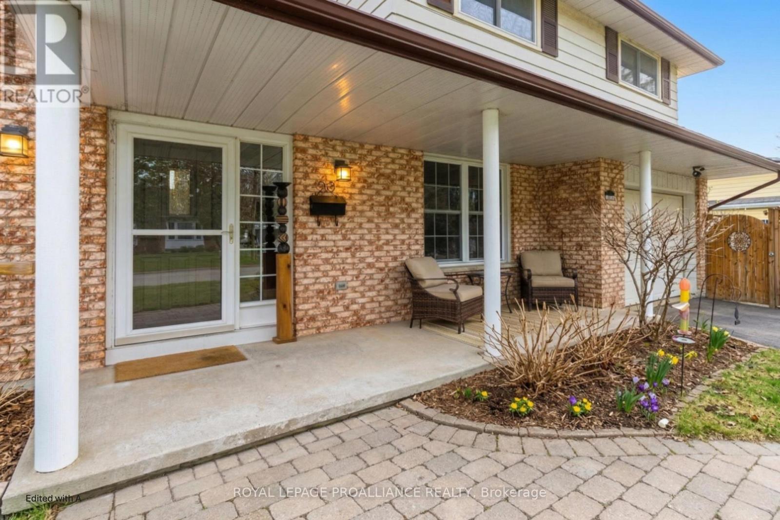 23 Diamond Crescent, Belleville, Ontario  K8N 5G5 - Photo 4 - X12822320