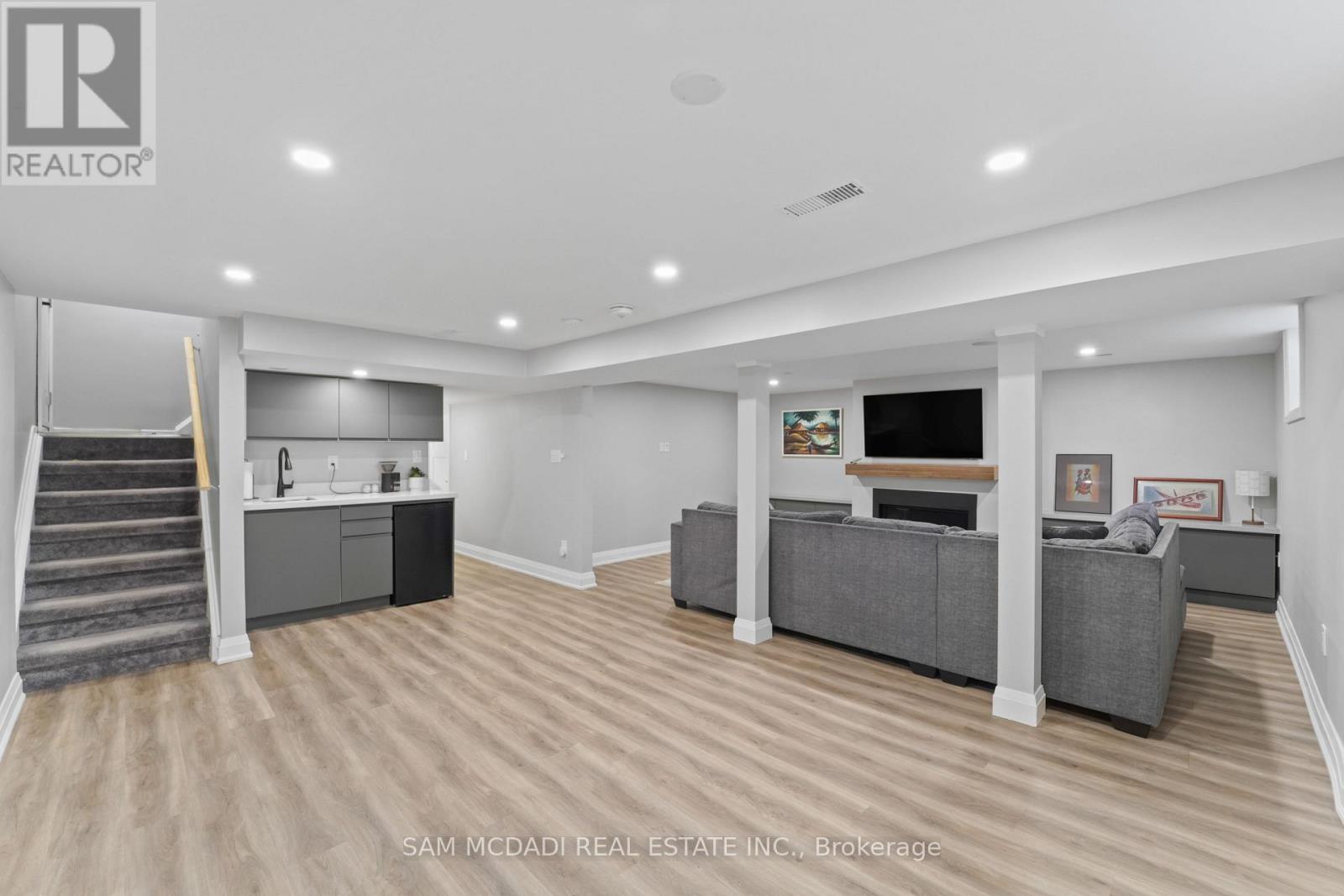 1987 Deanhome Road, Mississauga, Ontario  L5J 2K6 - Photo 25 - W12938846