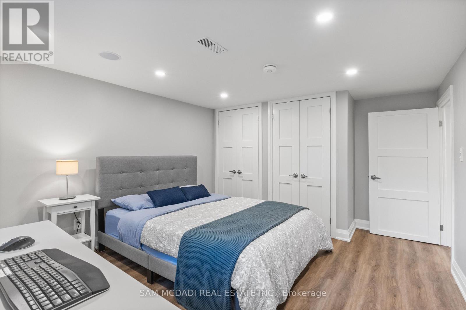 1987 Deanhome Road, Mississauga, Ontario  L5J 2K6 - Photo 31 - W12938846