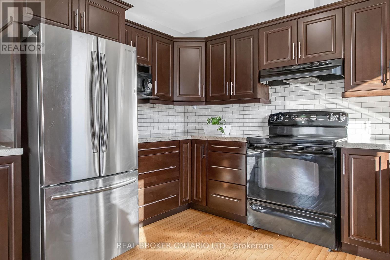 423 Scott Drive, Orangeville, Ontario  L9W 4L9 - Photo 11 - W12938854