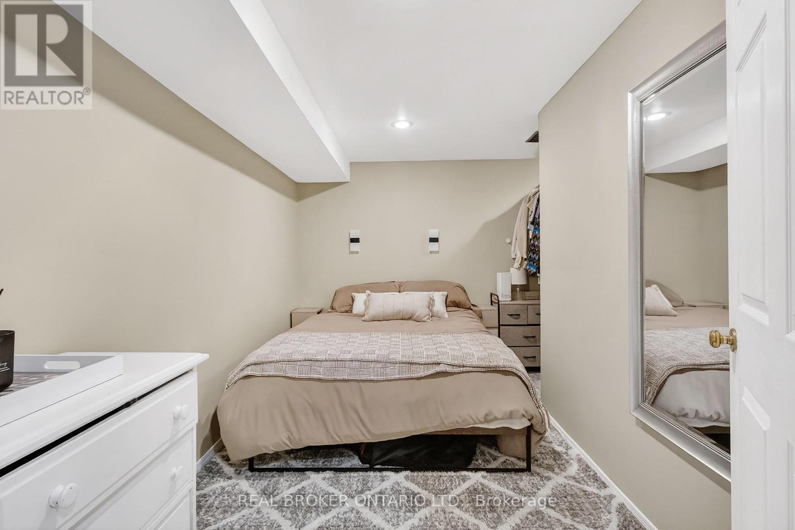 423 Scott Drive, Orangeville, Ontario  L9W 4L9 - Photo 31 - W12938854