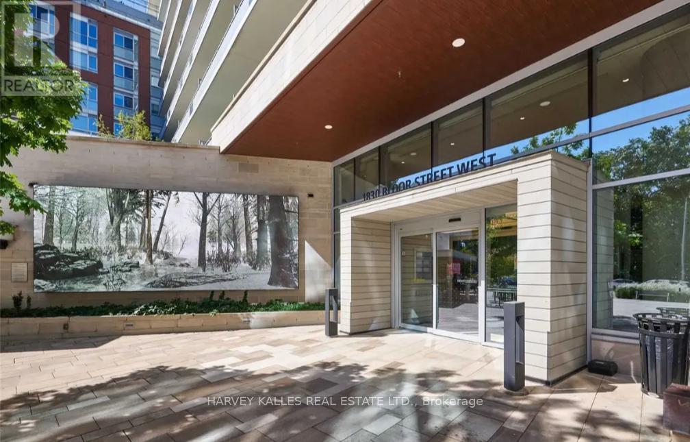 706 - 1830 Bloor Street W, Toronto, Ontario  M6P 3K6 - Photo 2 - W12938876