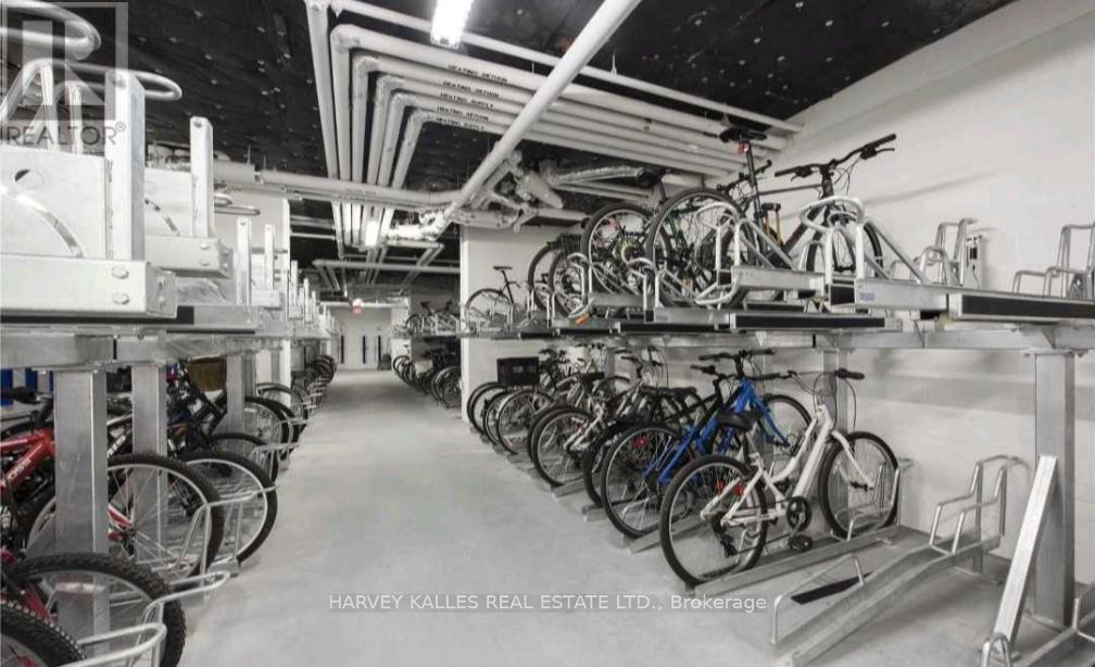 706 - 1830 Bloor Street W, Toronto, Ontario  M6P 3K6 - Photo 37 - W12938876