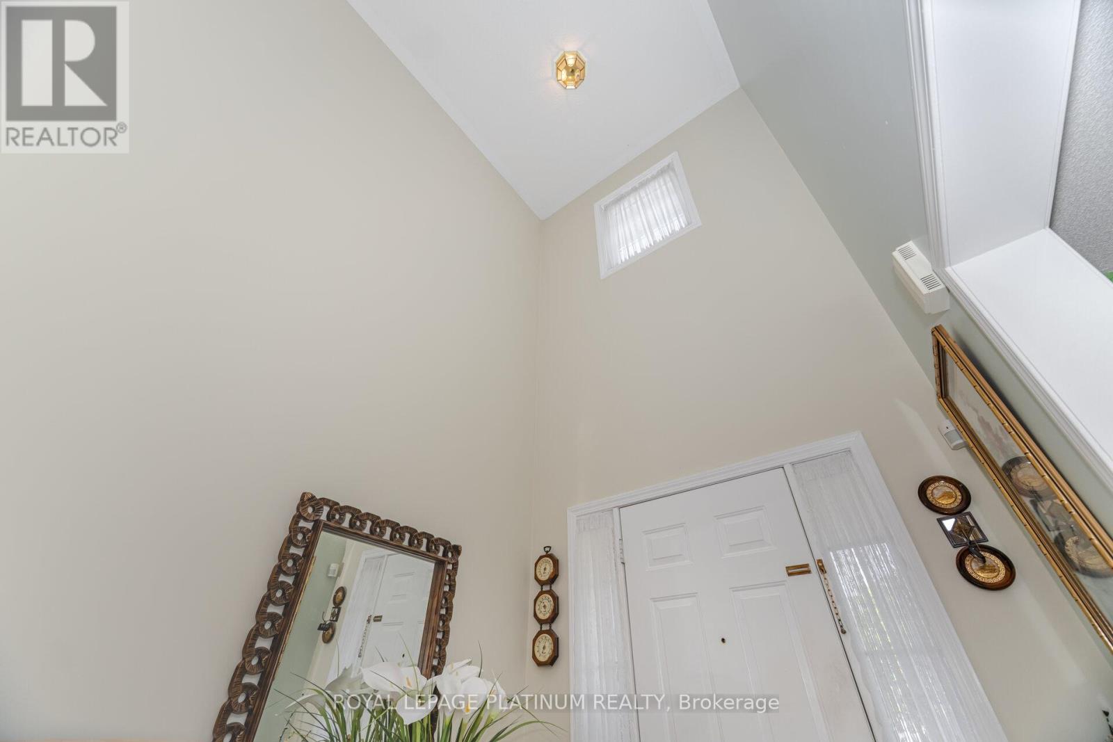 56 Vista Green Crescent, Brampton, Ontario  L7A 2S4 - Photo 10 - W12938894