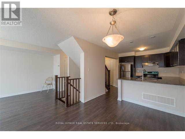 229 Ellen Davidson Drive, Oakville, Ontario  L6M 0V1 - Photo 4 - W12938902