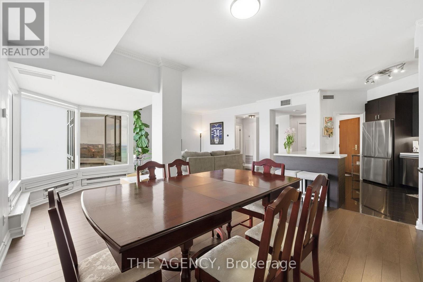 4502 - 1 Palace Pier Court, Toronto, Ontario  M8V 3W9 - Photo 10 - W12938928
