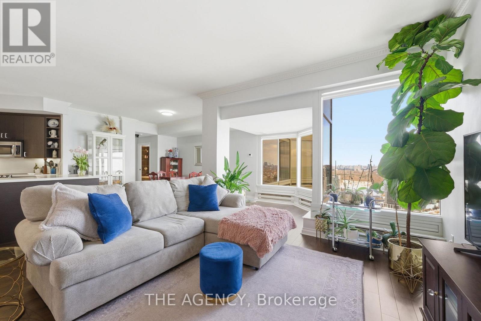 4502 - 1 Palace Pier Court, Toronto, Ontario  M8V 3W9 - Photo 15 - W12938928