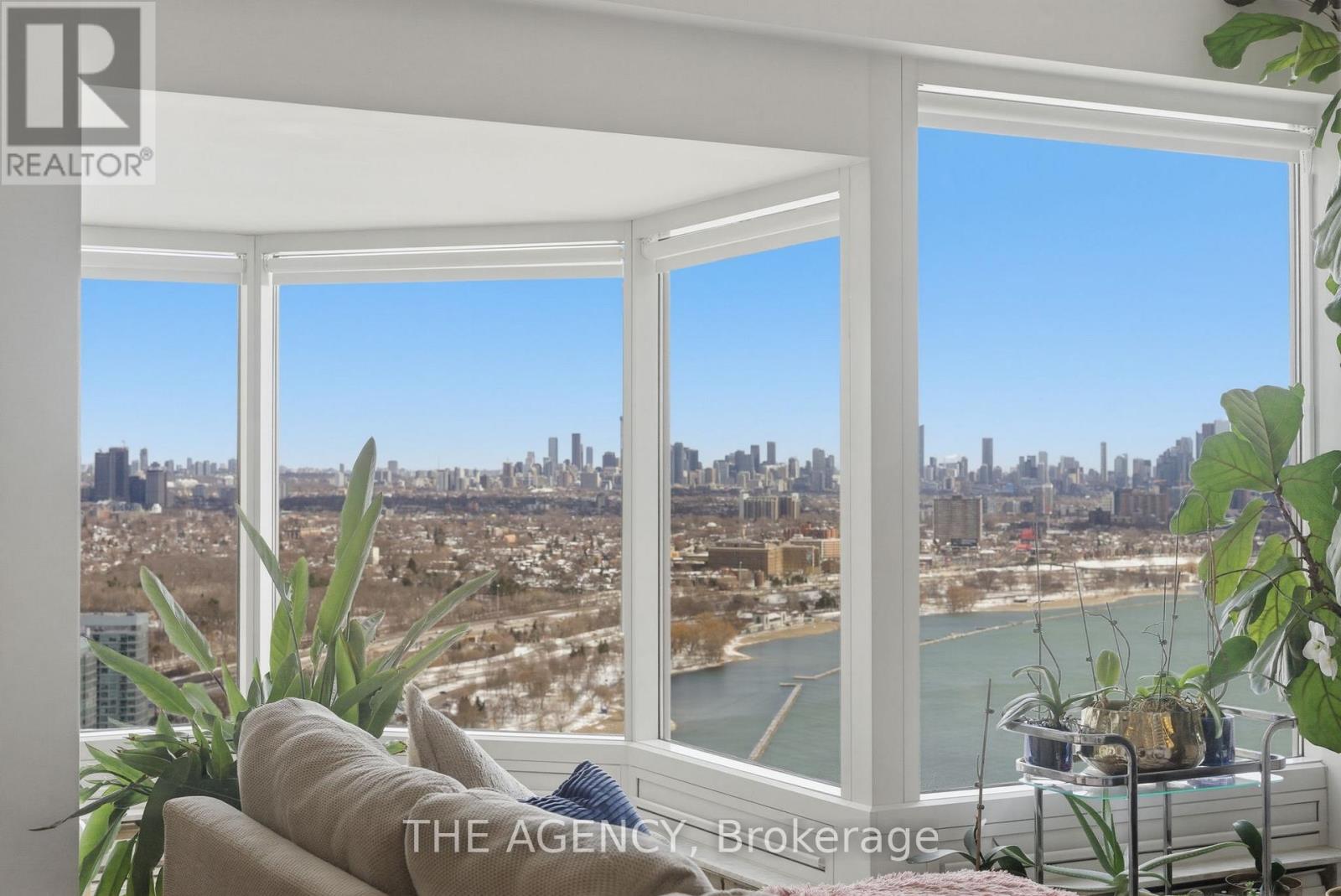 4502 - 1 Palace Pier Court, Toronto, Ontario  M8V 3W9 - Photo 17 - W12938928