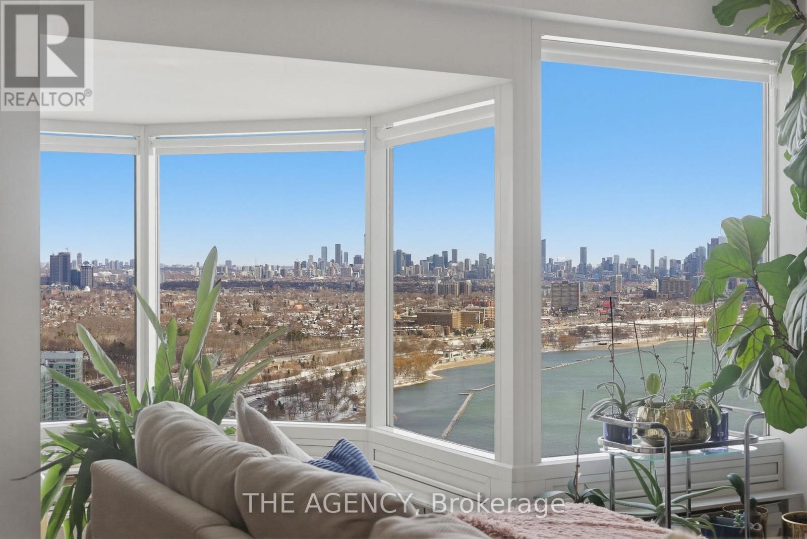 4502 - 1 Palace Pier Court, Toronto, Ontario  M8V 3W9 - Photo 18 - W12938928