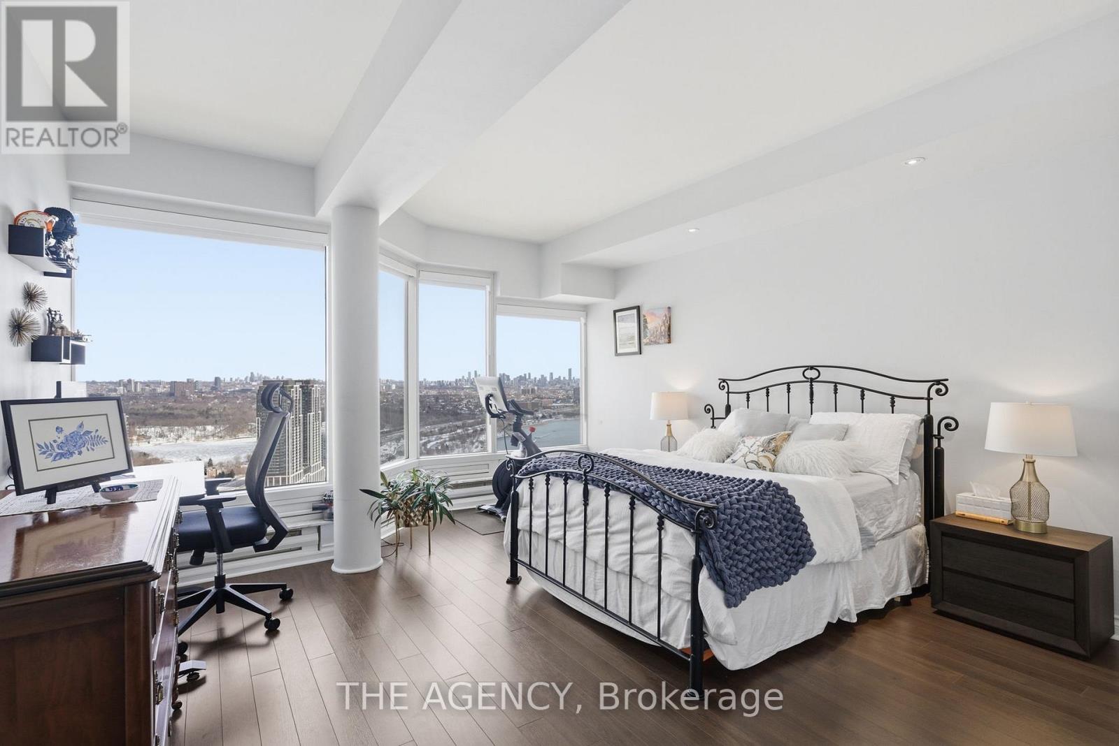 4502 - 1 Palace Pier Court, Toronto, Ontario  M8V 3W9 - Photo 21 - W12938928