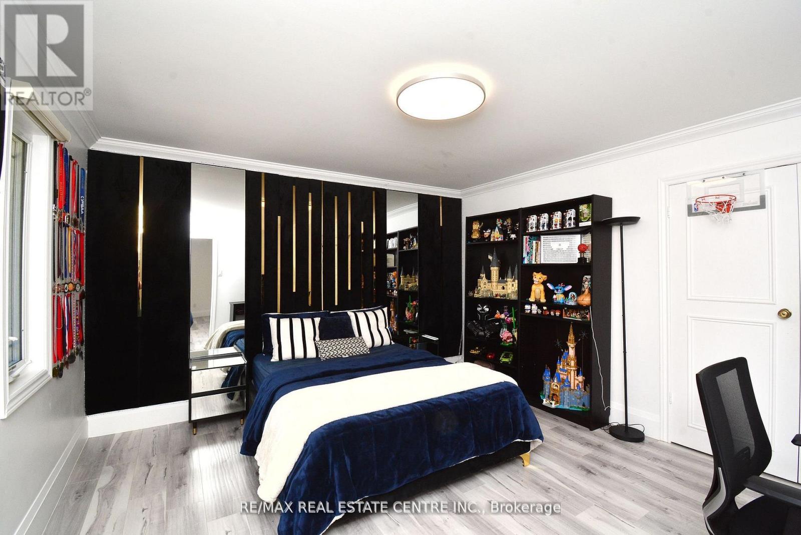 17 Crescent Hill Drive S, Brampton, Ontario  L6S 2P4 - Photo 25 - W12938934