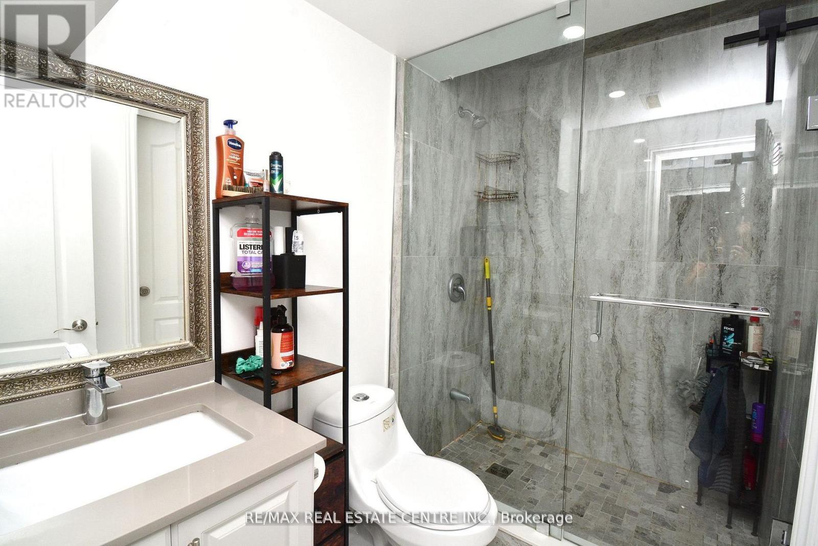 17 Crescent Hill Drive S, Brampton, Ontario  L6S 2P4 - Photo 46 - W12938934