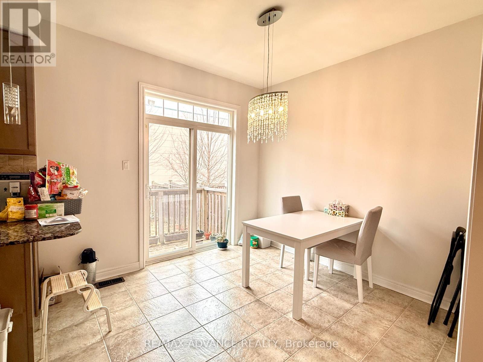 65 Princess Diana Drive, Markham, Ontario  L6C 0G9 - Photo 12 - N12935248